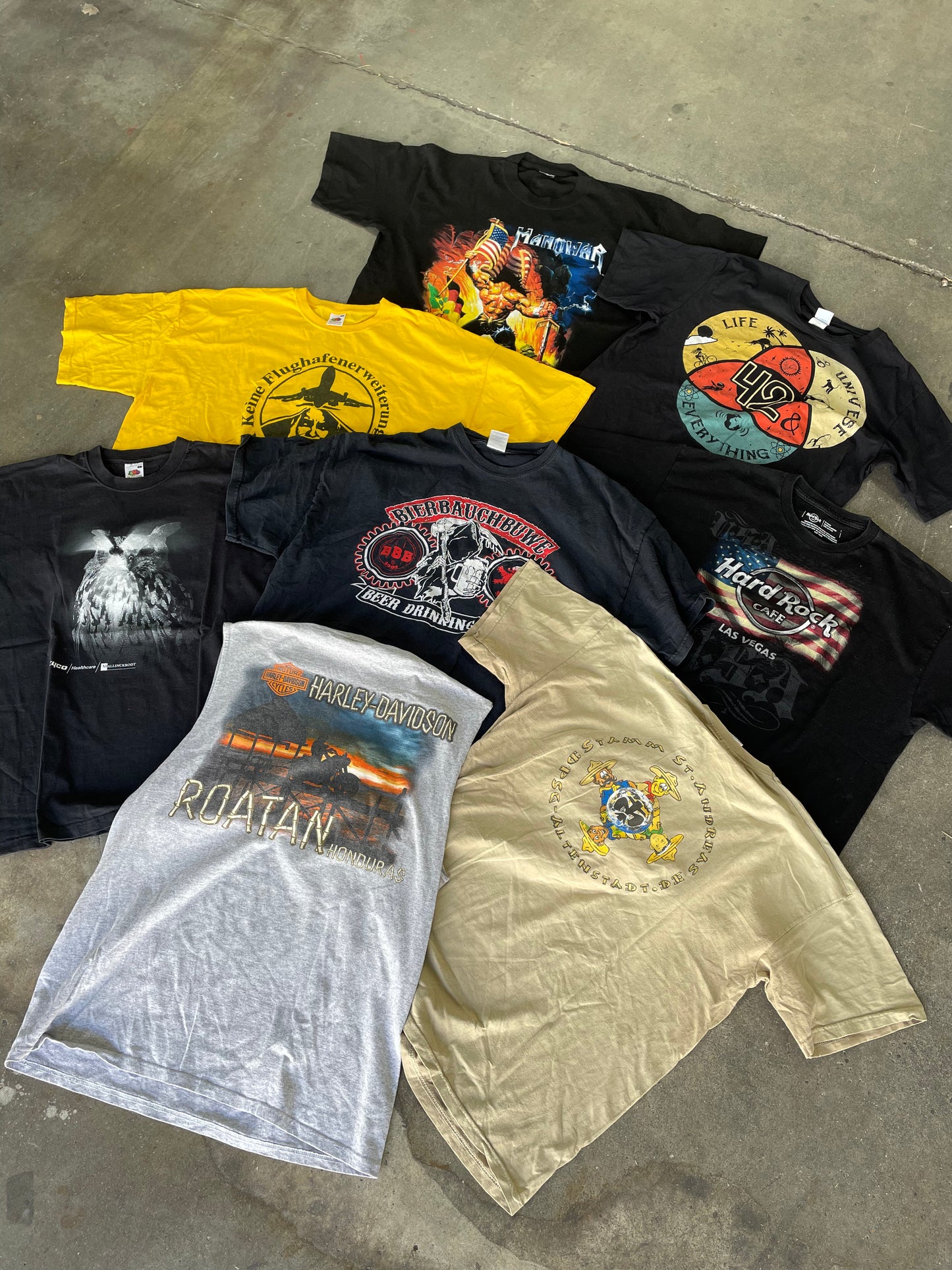 CAMISETAS GRÁFICAS VINTAGE