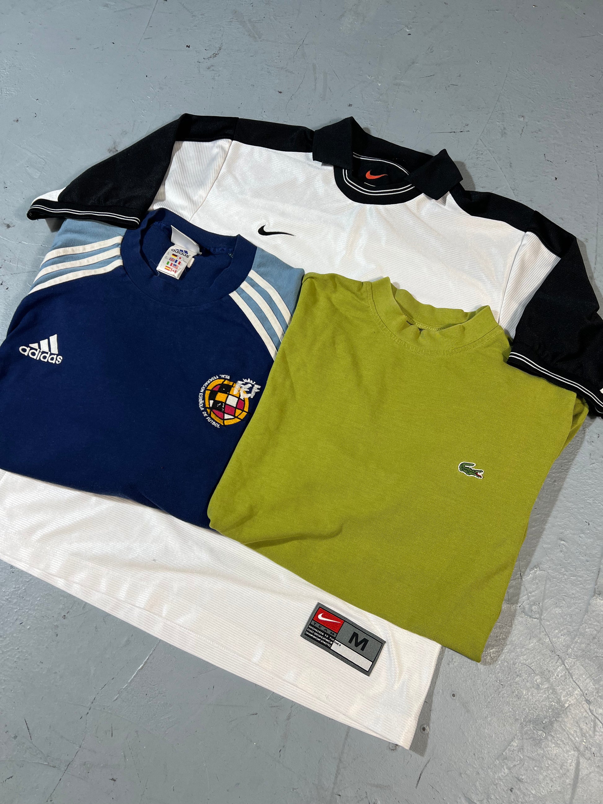 LAS MEJORES CAMISETAS DE MARCA PREMIUM AL MEJOR PRECIO DEL MERCADO