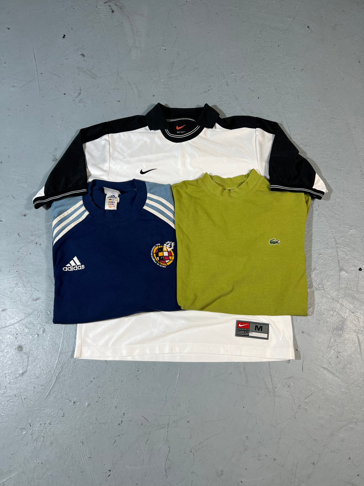 LAS MEJORES CAMISETAS DE MARCA PREMIUM AL MEJOR PRECIO DEL MERCADO