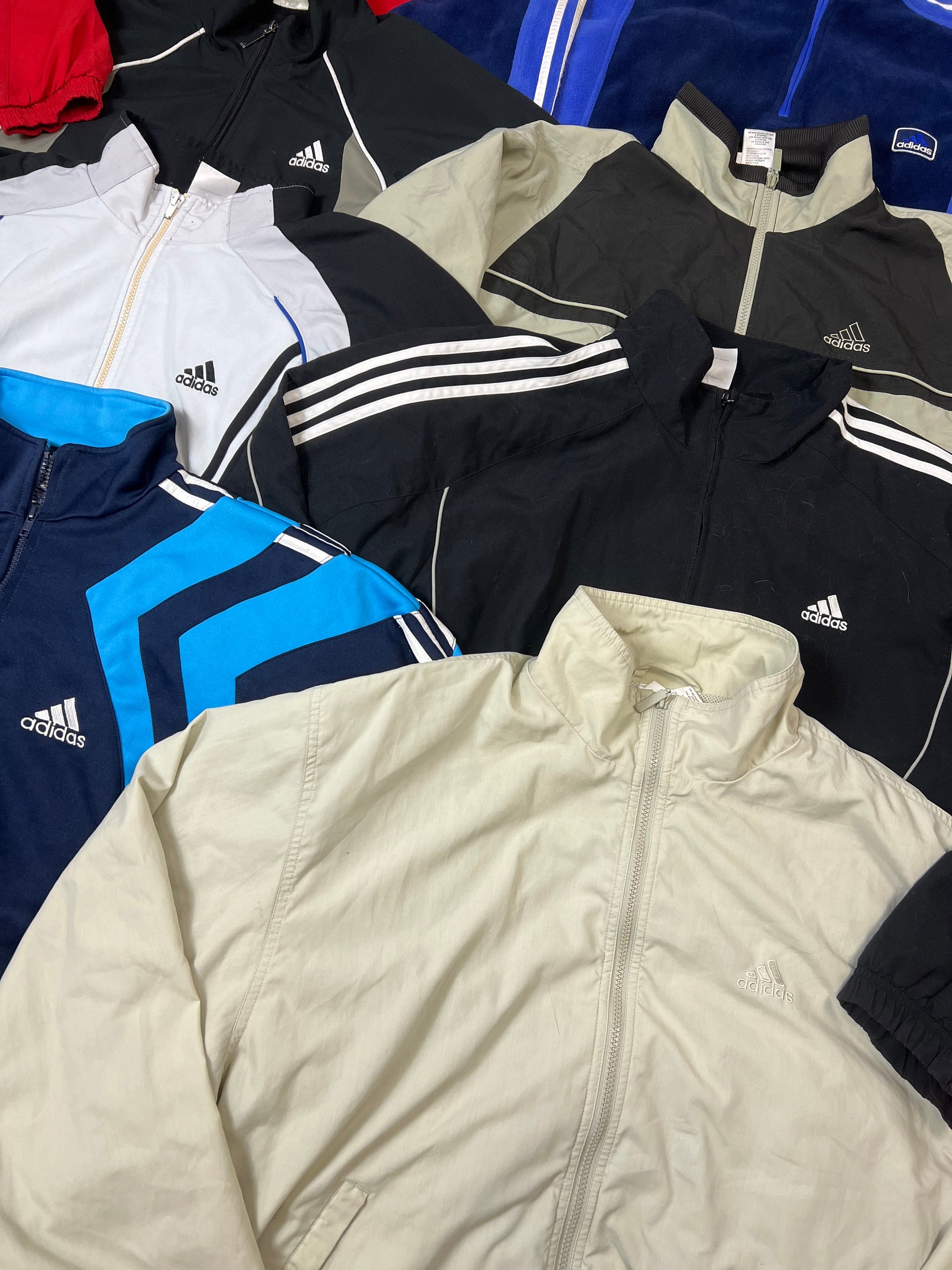 COMPRA LAS MEJORES SUDADERAS Y TRACK JACKETS DE MARCA DE SEGUNDA MANO AL MEJOR PRECIO